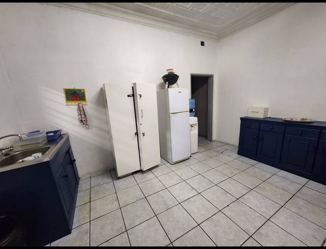 714M² WORKSHOP FOR SALE IN DALVIEW